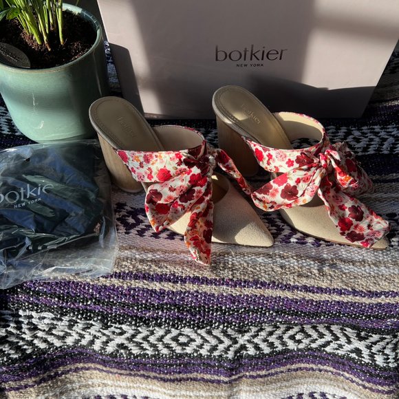 BOTKIER Hampton Ribbon Bow Mules - Picture 8 of 16